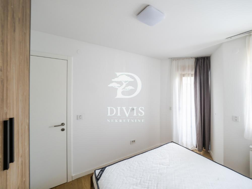 Stan na prodaju u Beogradu, Vračar (Hram), dvosoban, 49m2, cena 259000 evra