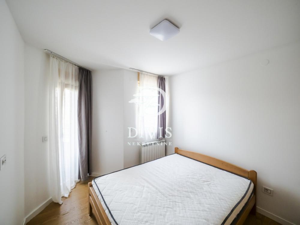 Stan na prodaju u Beogradu, Vračar (Hram), dvosoban, 49m2, cena 259000 evra