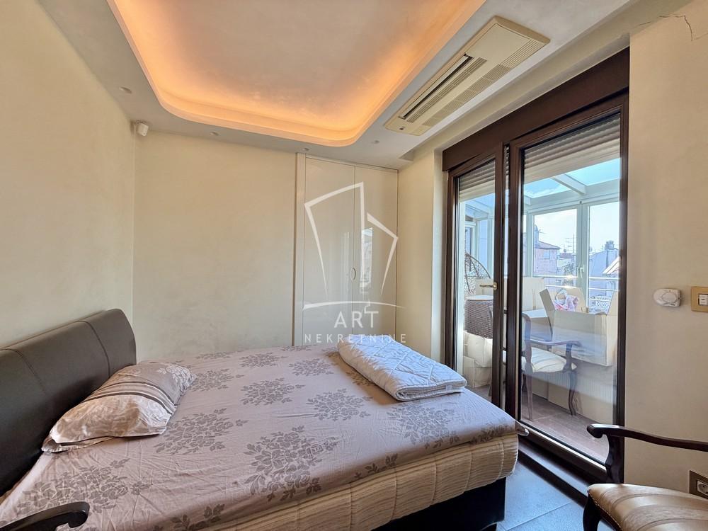 Stan na prodaju u Beogradu, Vračar (Hram), 214m2, cena 1450000 evra
