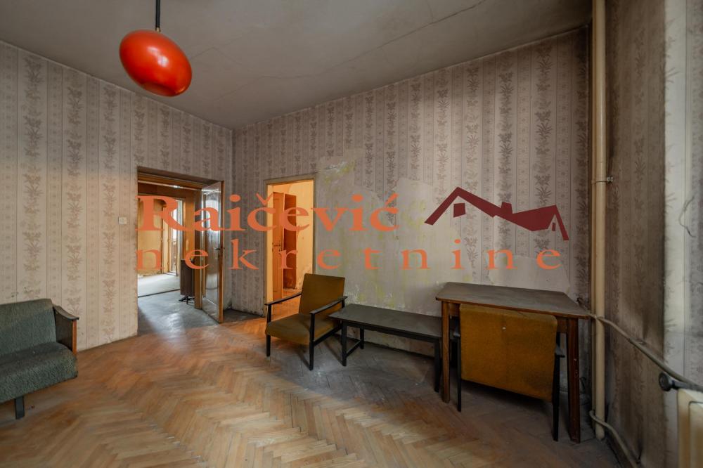 Stan na prodaju u Beogradu, Cvetni trg, dvosoban, 56m2, cena 239000 evra