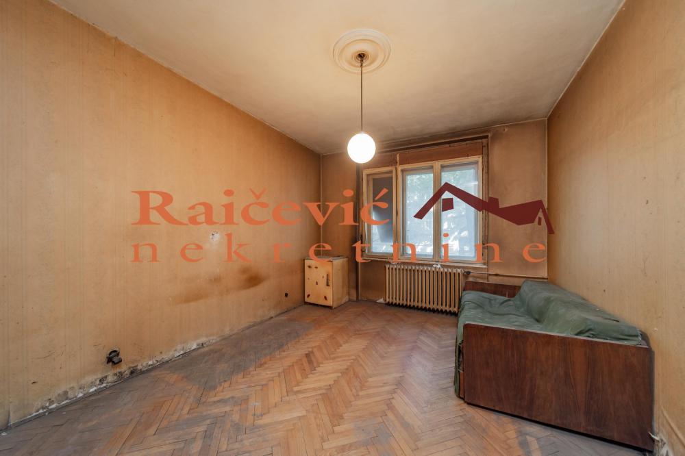 Stan na prodaju u Beogradu, Cvetni trg, dvosoban, 56m2, cena 239000 evra