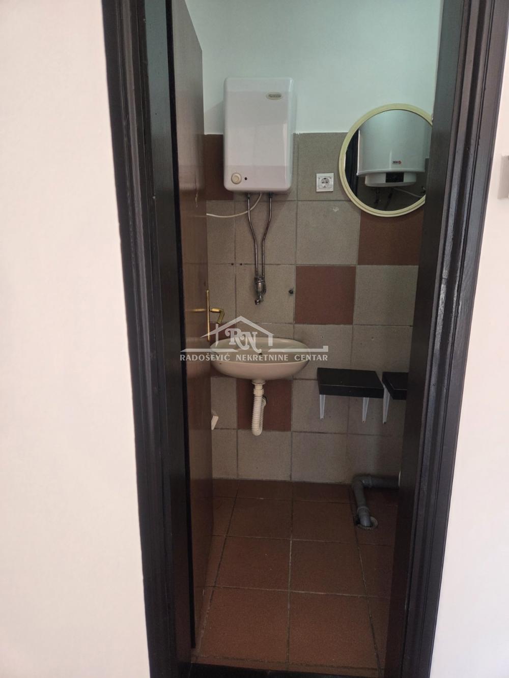 Stan na prodaju u Beogradu, Voždovac, jednosoban, 34m2, cena 250000 evra