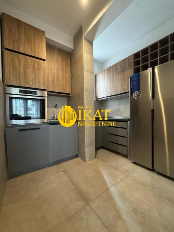 Stan na prodaju u Beogradu, Vračar (Hram), dvosoban, 49m2, cena 259000 evra