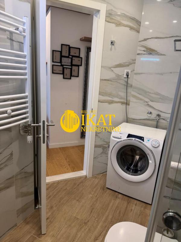 Stan na prodaju u Beogradu, Vračar (Hram), dvosoban, 49m2, cena 259000 evra