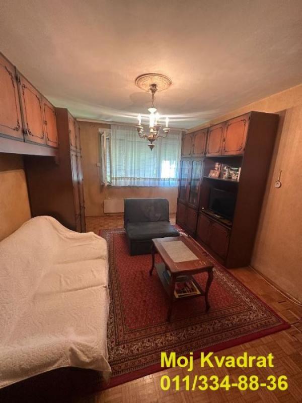 Stan na prodaju u Beogradu, Karaburma, dvosoban, 49m2, cena 139000 evra
