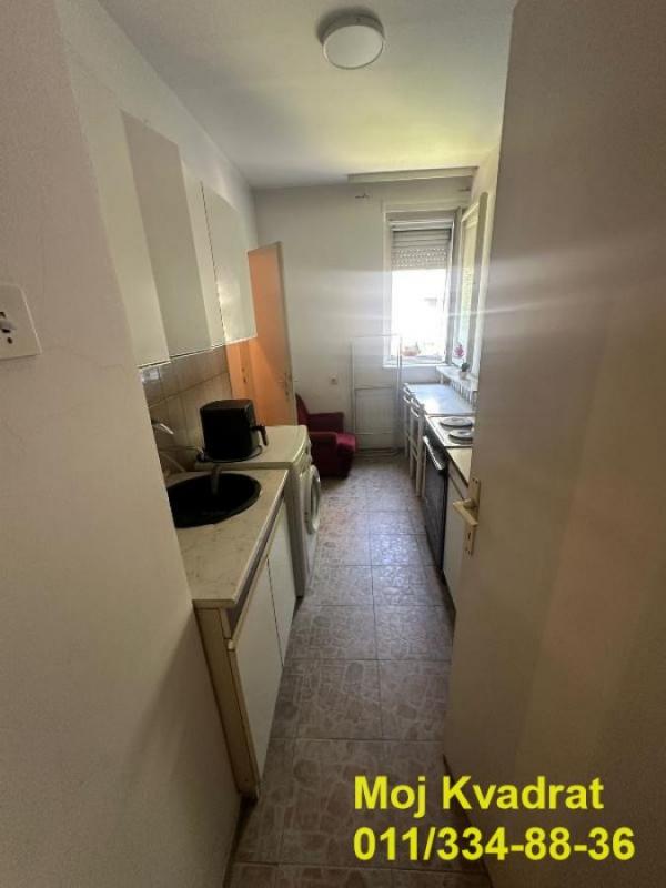 Stan na prodaju u Beogradu, Karaburma, dvosoban, 49m2, cena 139000 evra