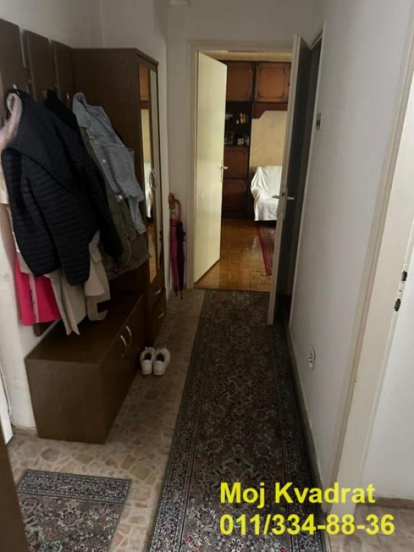 Stan na prodaju u Beogradu, Karaburma, dvosoban, 49m2, cena 139000 evra