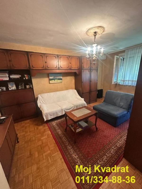 Stan na prodaju u Beogradu, Karaburma, dvosoban, 49m2, cena 139000 evra