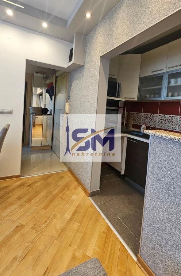 Stan na prodaju u Beogradu, Saobraćajni fakultet, jednoiposoban, 36m2, cena 114700 evra