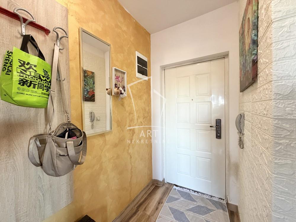 Stan na prodaju u Beogradu, Zvezdara, dvosoban, 42m2, cena 120000 evra