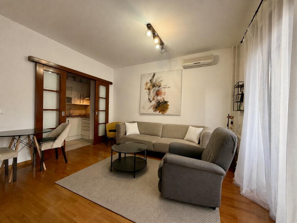 Stan na prodaju u Beogradu, Vračar (Hram), jednoiposoban, 37m2, cena 210000 evra