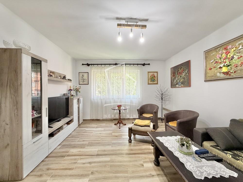 Stan na prodaju u Beogradu, Pašino brdo, troiposoban, 65m2, cena 199500 evra
