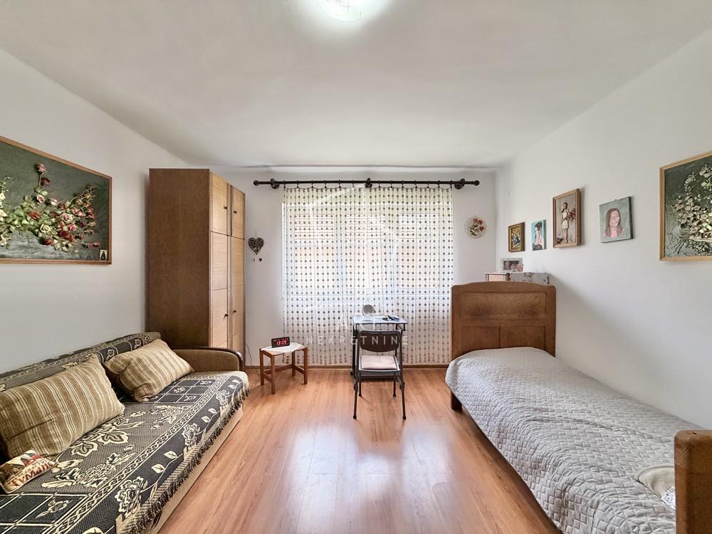 Stan na prodaju u Beogradu, Pašino brdo, troiposoban, 65m2, cena 199500 evra