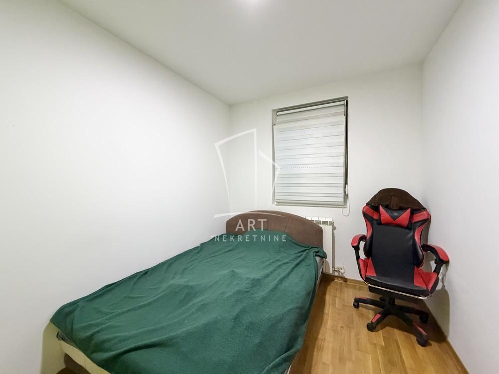 Stan na prodaju u Beogradu, Novi Beograd, jednoiposoban, 42m2, cena 90000 evra