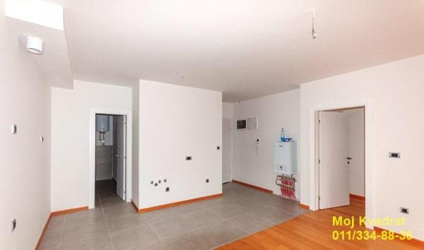 Stan na prodaju u Beogradu, Autokomanda, trosoban, 92m2, cena 322000 evra