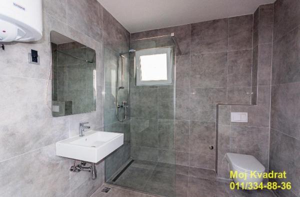 Stan na prodaju u Beogradu, Autokomanda, trosoban, 92m2, cena 322000 evra