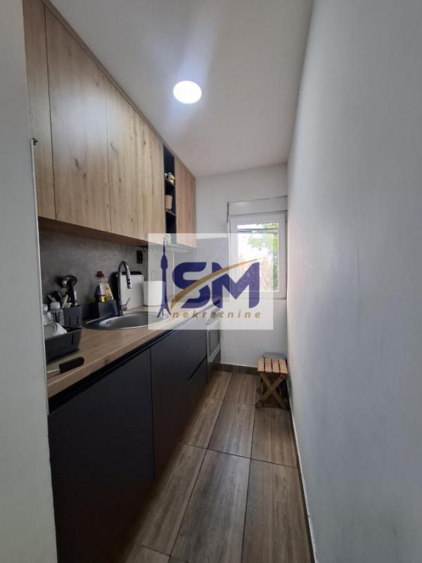 Stan na prodaju u Beogradu, Ovča, trosoban, 64m2, cena 120250 evra