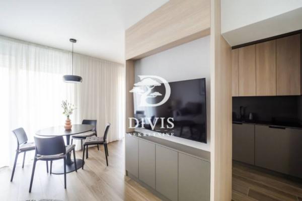 Stan na prodaju u Beogradu, Crveni Krst, dvoiposoban, 60m2, cena 247000 evra