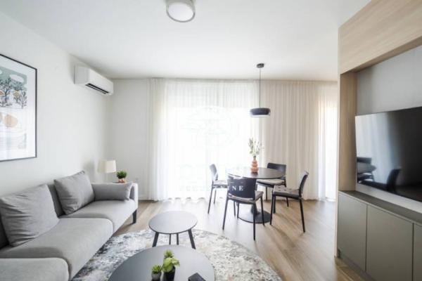 Stan na prodaju u Beogradu, Crveni Krst, dvoiposoban, 60m2, cena 247000 evra