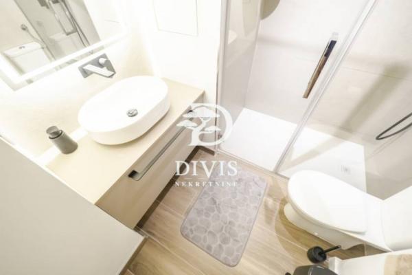 Stan na prodaju u Beogradu, Crveni Krst, dvoiposoban, 60m2, cena 247000 evra