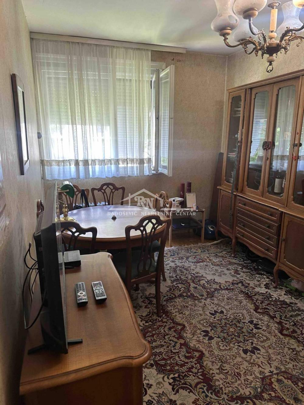 Stan na prodaju u Beogradu, Karaburma, dvosoban, 49m2, cena 139000 evra