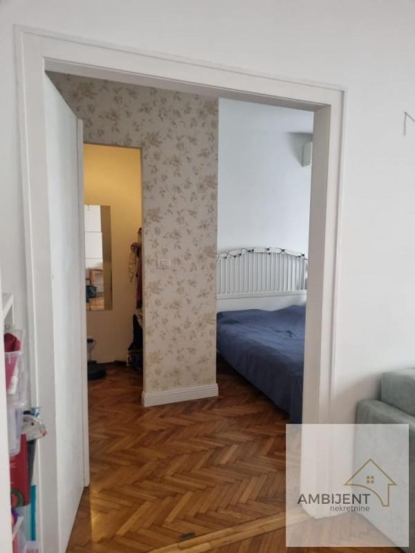 Stan na prodaju u Beogradu, Obilićev venac, trosoban, 66m2, cena 350000 evra