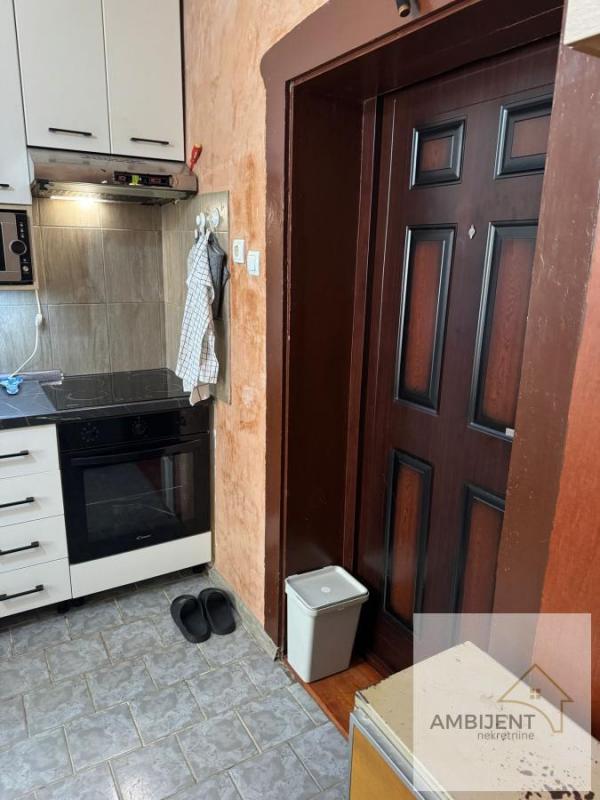 Stan na prodaju u Beogradu, Vukov spomenik, jednosoban, 18m2, cena 80000 evra