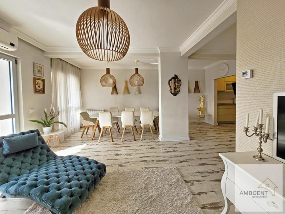 Stan na prodaju u Beogradu, Banjica, trosoban, 90m2, cena 319000 evra