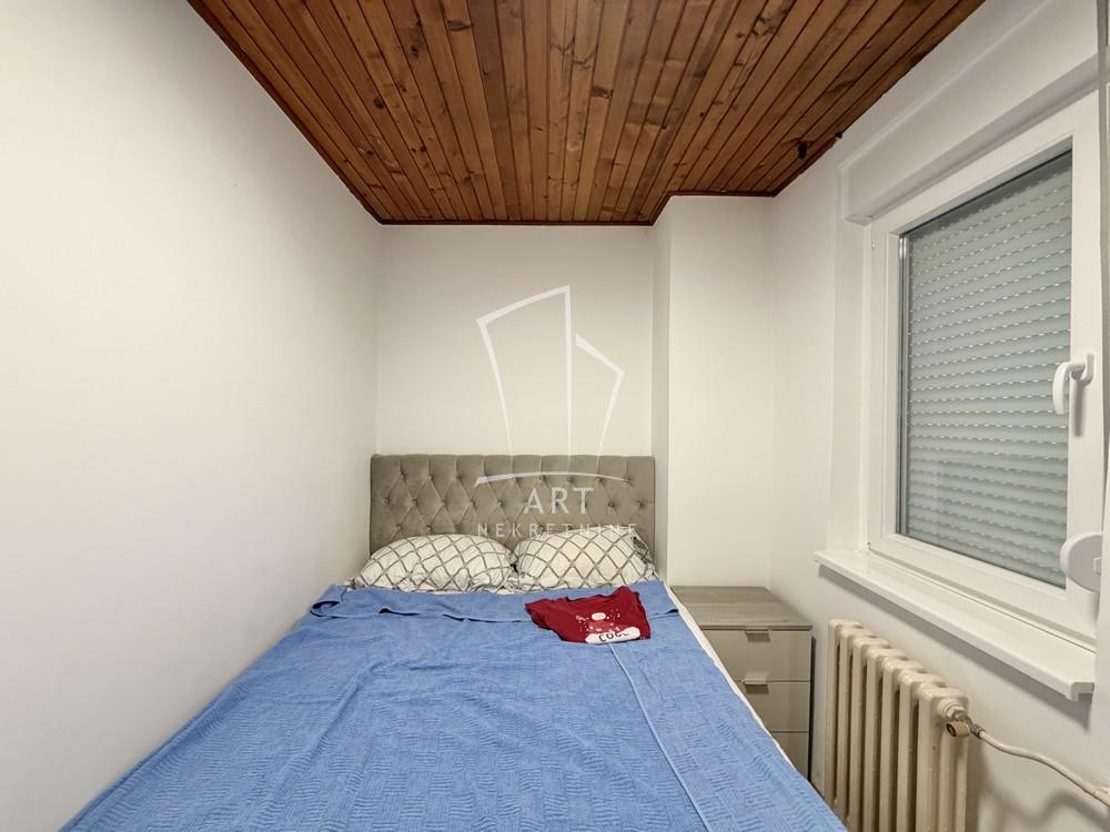 Stan na prodaju u Beogradu, Novi Beograd, dvoiposoban, 72m2, cena 250000 evra