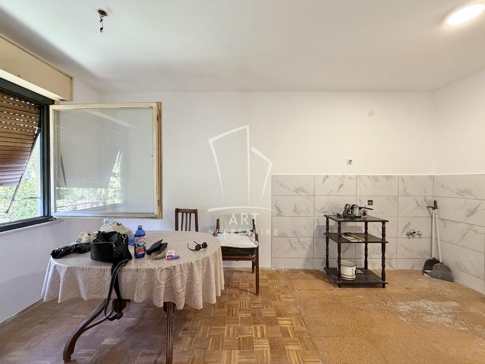 Stan na prodaju u Beogradu, Novi Beograd blok 63, dvosoban, 51m2, cena 175000 evra