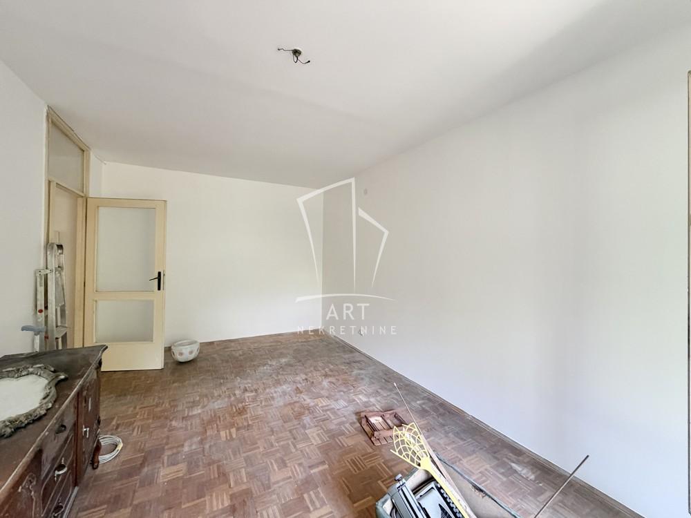 Stan na prodaju u Beogradu, Novi Beograd blok 63, dvosoban, 51m2, cena 175000 evra