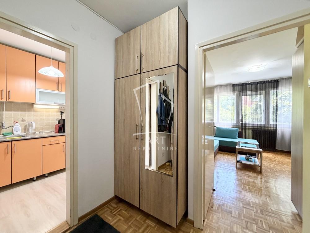 Stan na prodaju u Beogradu, Zvezdara, jednosoban, 39m2, cena 125000 evra