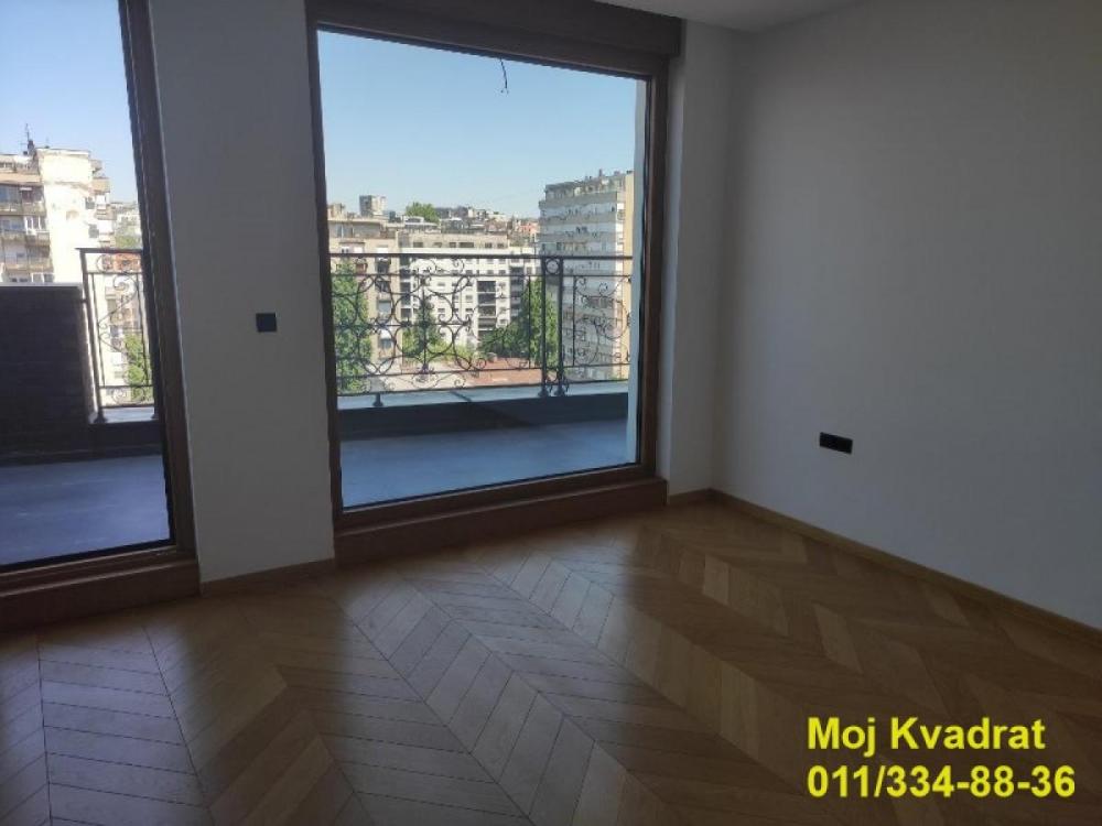 Stan na prodaju u Beogradu, Južni bulevar, 193m2, cena 830000 evra