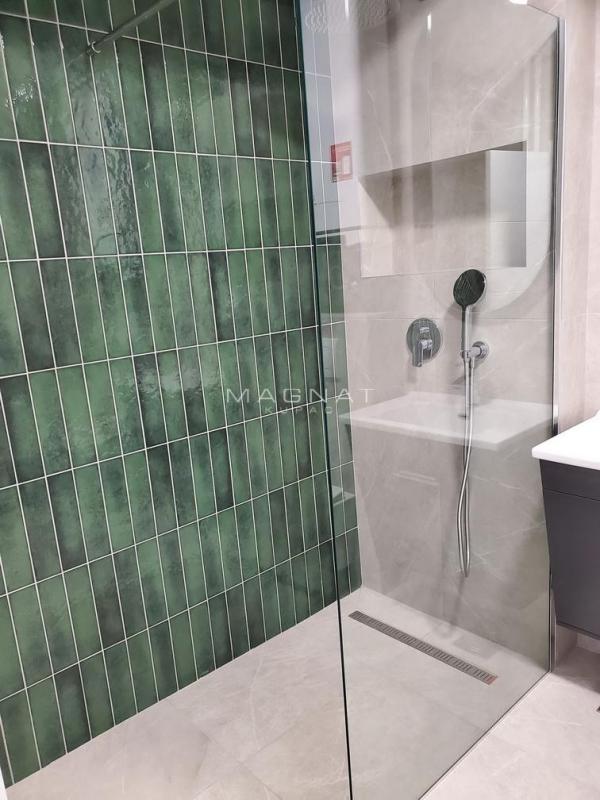 Stan na prodaju u Beogradu, Novi Beograd, cetvorosoban, 95m2, cena 310000 evra