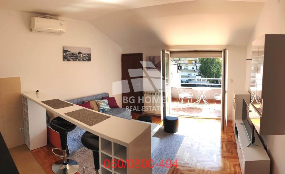 Stan na prodaju u Beogradu, Cvetkova pijaca, dvosoban, 40m2, cena 149000 evra