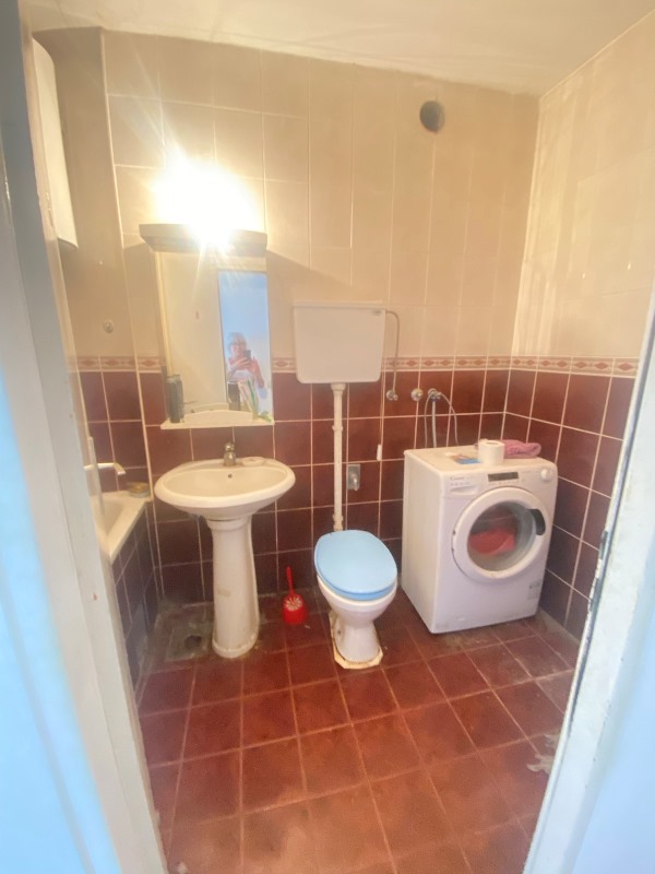 Stan na prodaju u Beogradu, Novi Beograd blok 62, trosoban, 75m2, cena 189000 evra