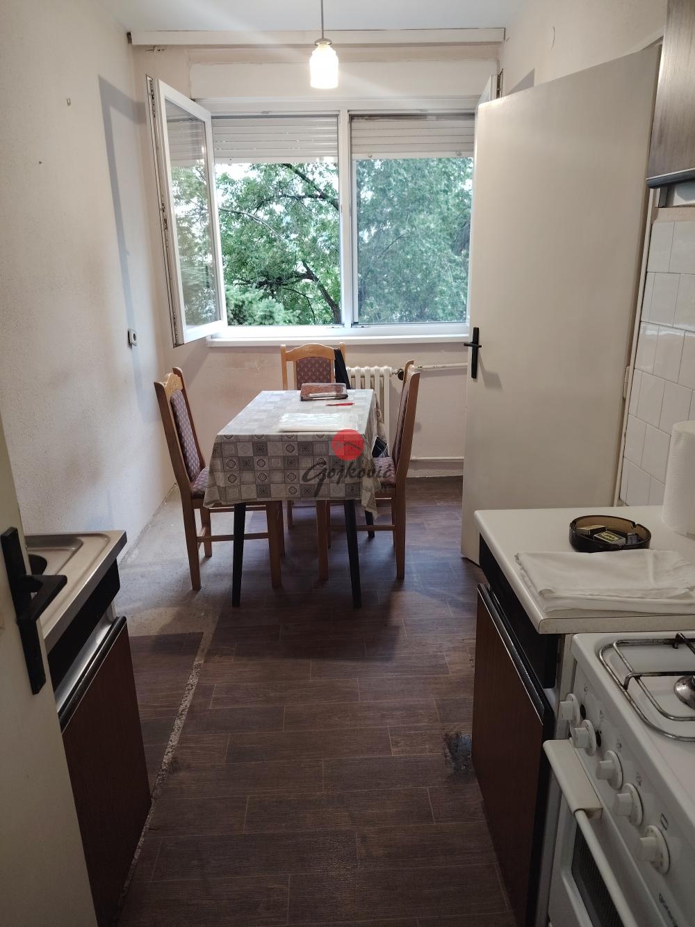 Stan na prodaju u Beogradu, Voždovac, jednoiposoban, 44m2, cena 155000 evra