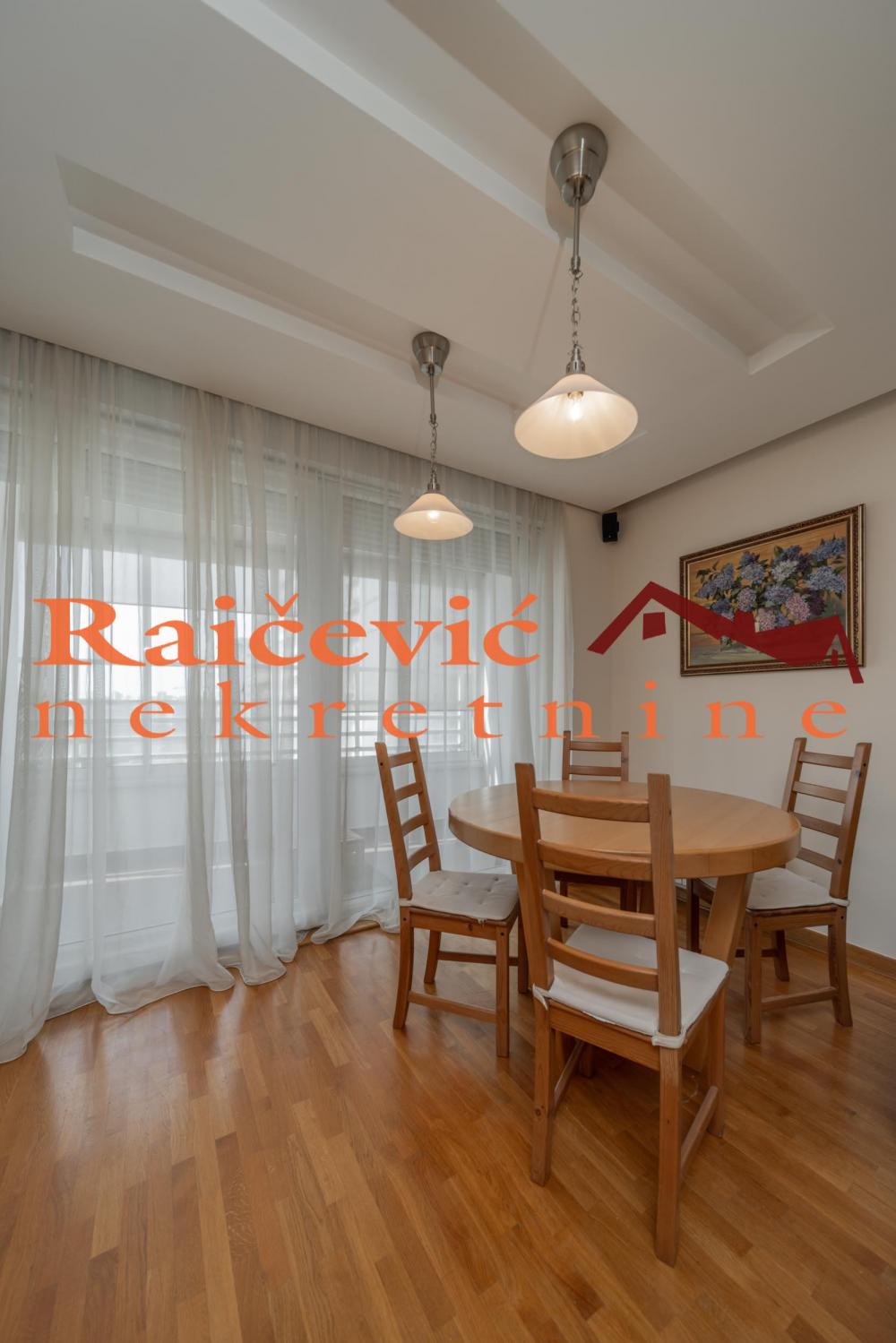 Stan na prodaju u Beogradu, Novi Beograd blok 67A (Belvile), trosoban, 106m2, cena 399000 evra