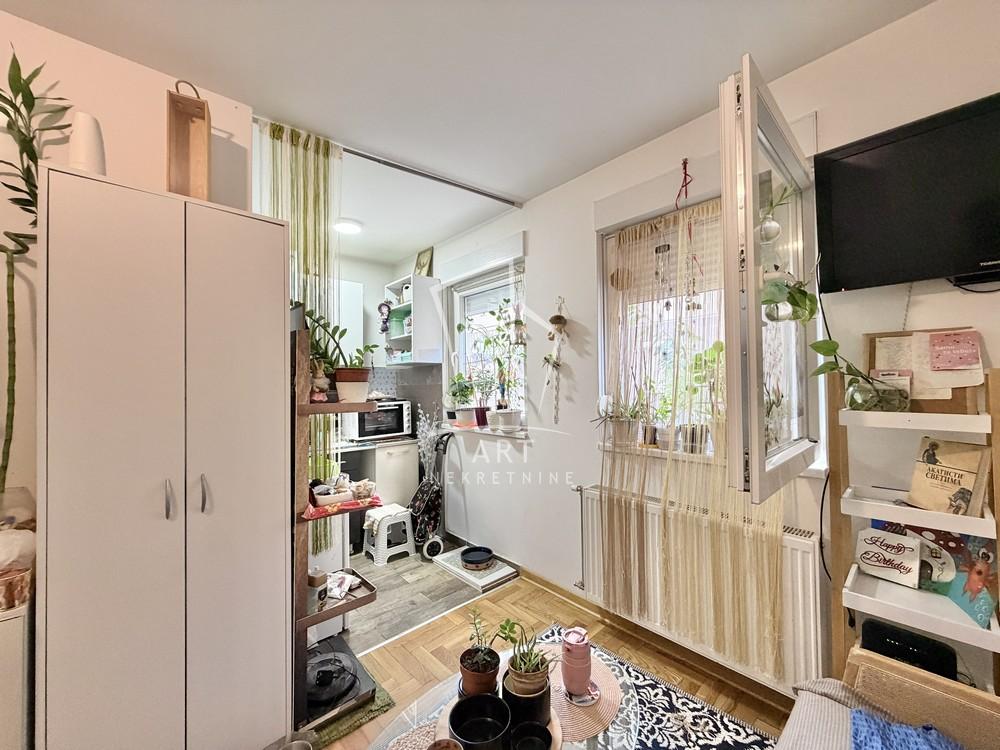 Stan na prodaju u Beogradu, Zvezdara, 20m2, cena 68000 evra