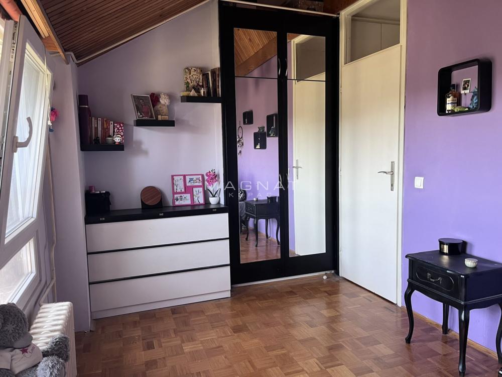 Stan na prodaju u Beogradu, Čukarica, cetvorosoban, 95m2, cena 300000 evra