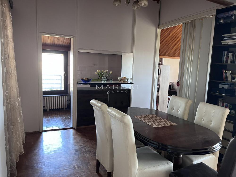 Stan na prodaju u Beogradu, Čukarica, cetvorosoban, 95m2, cena 300000 evra