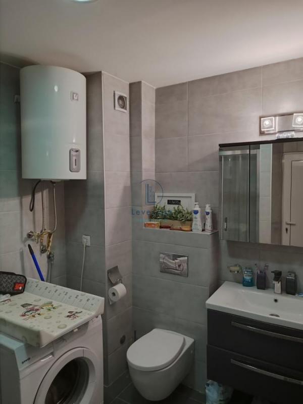Stan na prodaju u Beogradu, Bežanijska kosa, dvosoban, 69m2, cena 248000 evra