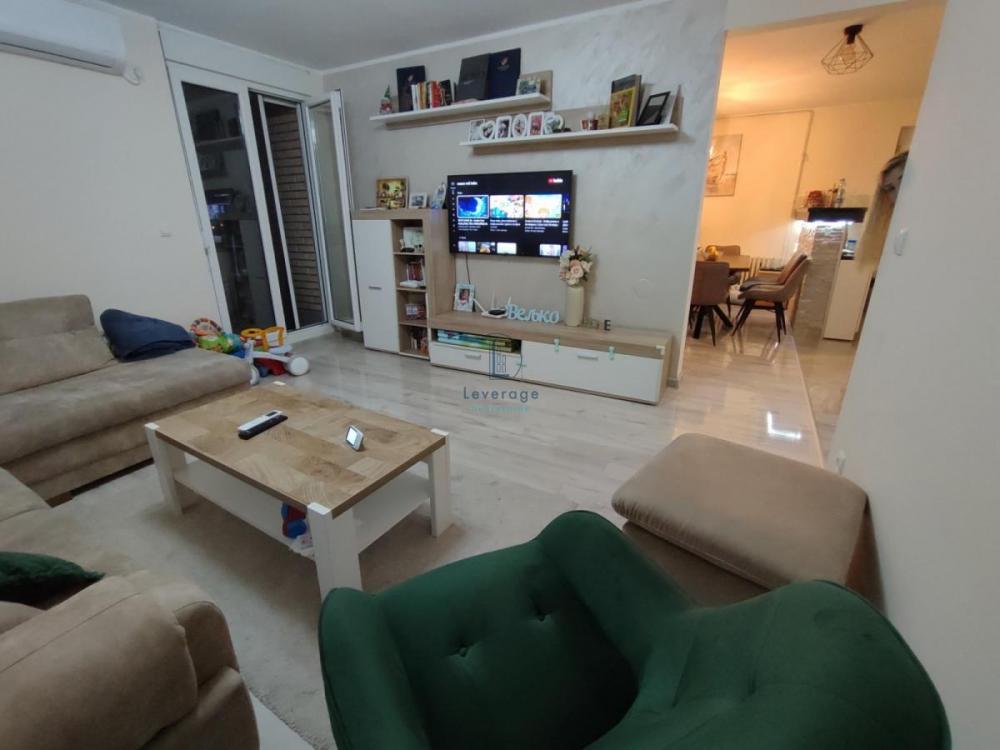 Stan na prodaju u Beogradu, Bežanijska kosa, dvosoban, 69m2, cena 248000 evra