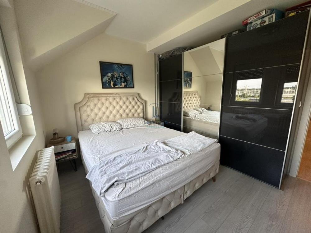 Stan na prodaju u Beogradu, Bežanijska kosa, dvosoban, 69m2, cena 248000 evra