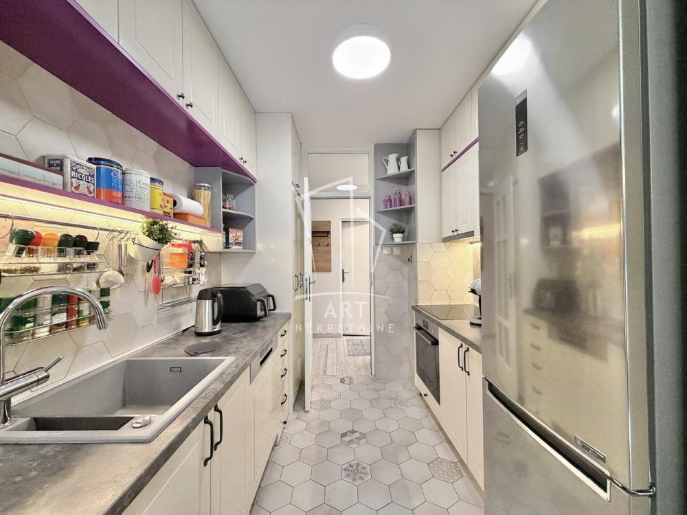 Stan na prodaju u Beogradu, Palilula, dvosoban, 60m2, cena 277000 evra