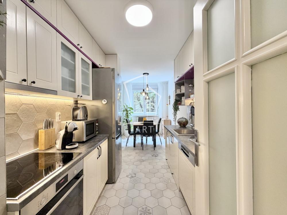Stan na prodaju u Beogradu, Palilula, dvosoban, 60m2, cena 277000 evra