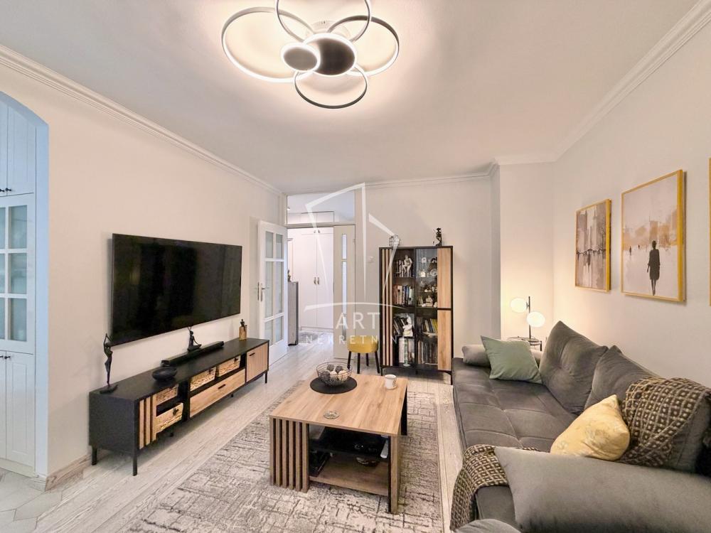 Stan na prodaju u Beogradu, Palilula, dvosoban, 60m2, cena 277000 evra