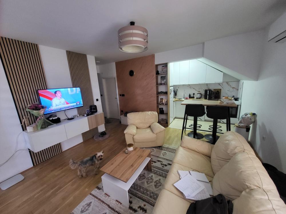 Stan na prodaju u Beogradu, Zvezdara, jednoiposoban, 103m2, cena 130000 evra
