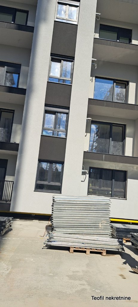 Stan na prodaju u Beogradu, trosoban, 82m2, cena 205000 evra