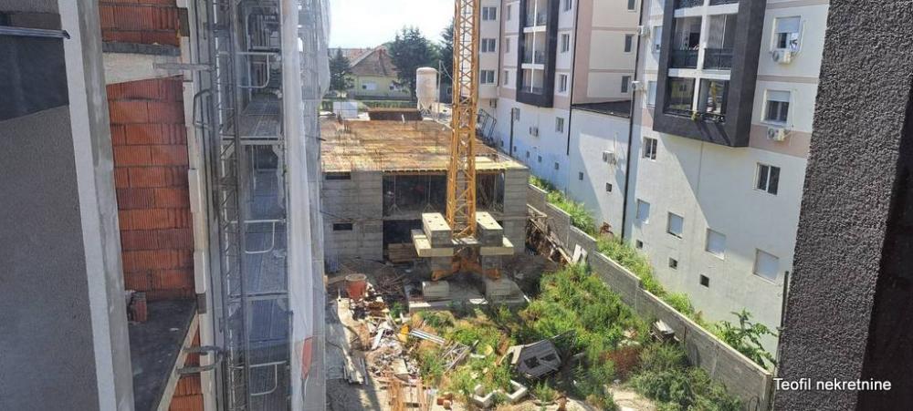 Stan na prodaju u Beogradu, trosoban, 82m2, cena 205000 evra